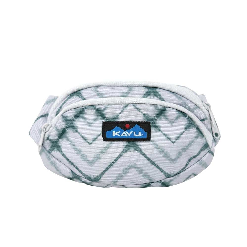 Kavu‎ Spectator Fanny Pack in Ocean Chevron Tie Dye Pattern